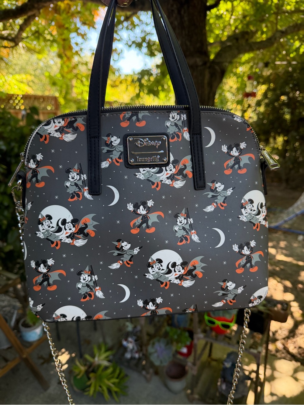 Disney Loungefly Grey Halloween Mickey & Minnie Vampire Halloween Handbag